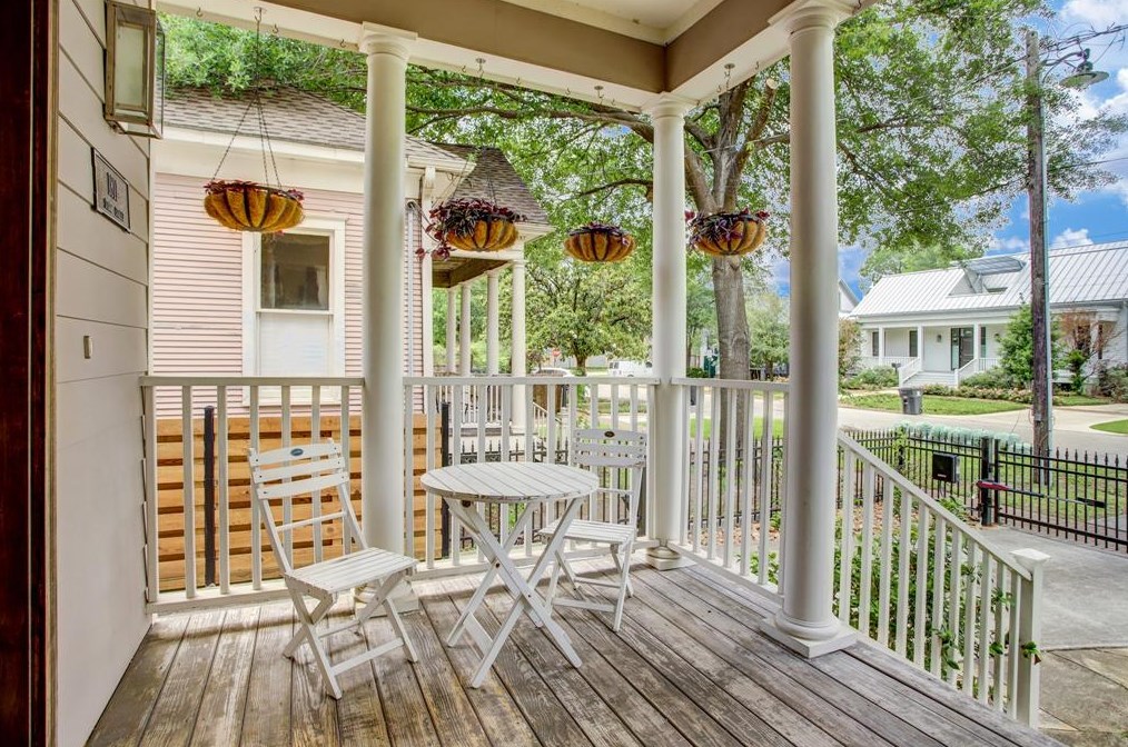 1811 State St, Houston TX  77007-8331 exterior