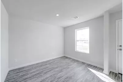 1020 Greenspointe Ave, La Grange, TX 78945 - Photo 4