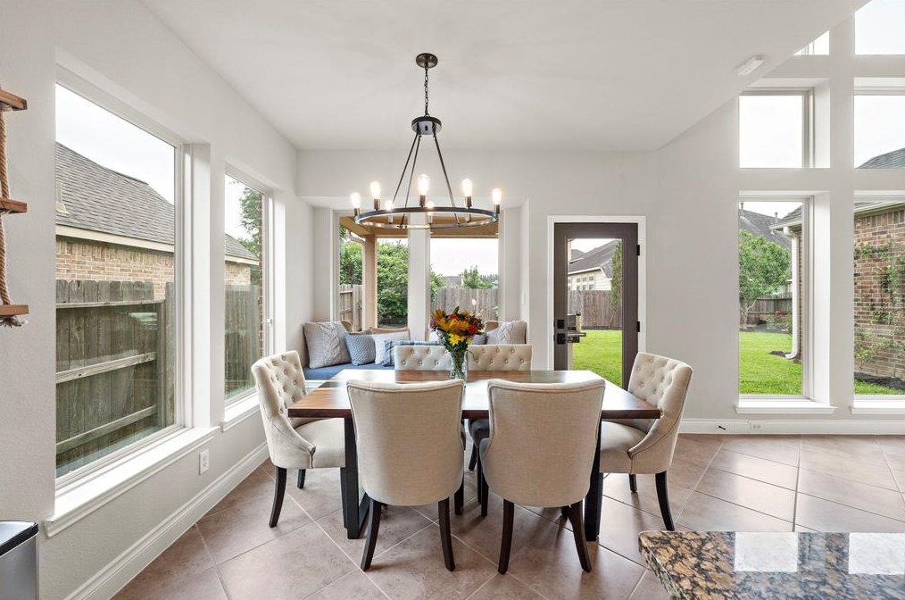 2617 Nightsong Dr, Pearland TX  77584-3736 exterior