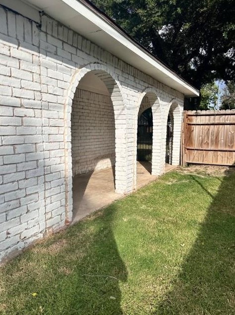 10822 Plainfield St, Houston TX  77031-1727 exterior