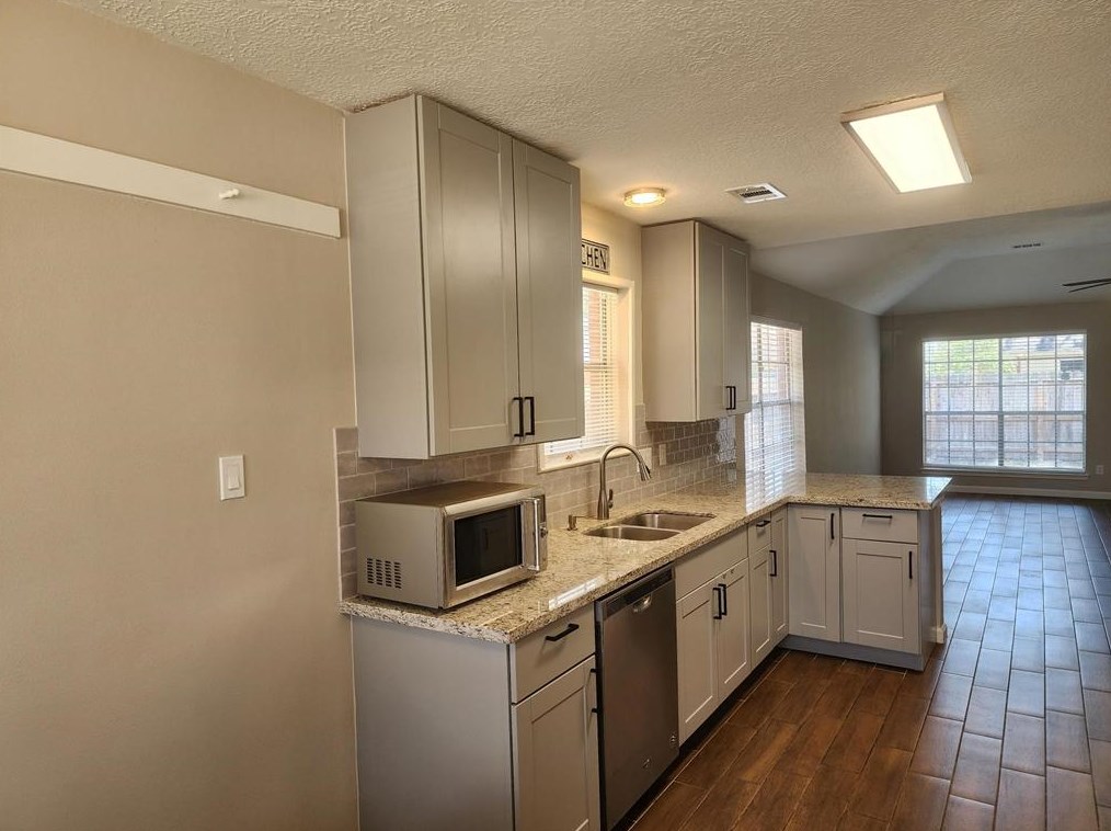 8307 Holmwood Dr, Houston TX  77040-1612 exterior