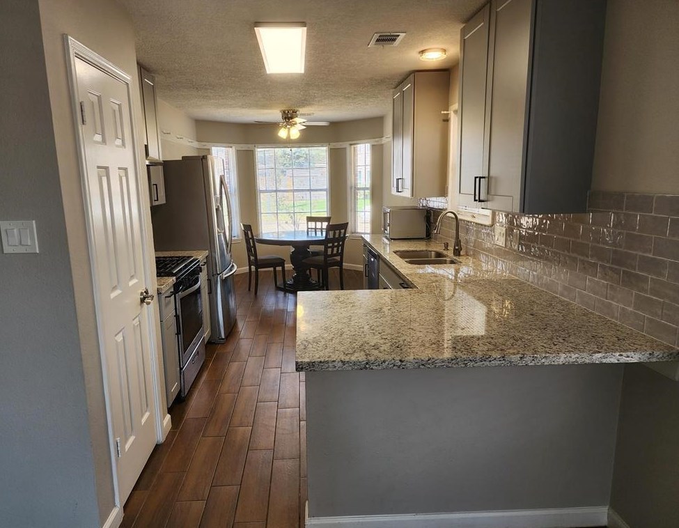 8307 Holmwood Dr, Houston, TX 77040