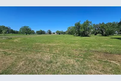 1601 Old Henry Court, Angleton, TX 77515 - Photo 8