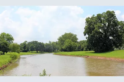 1601 Old Henry Court, Angleton, TX 77515 - Photo 18