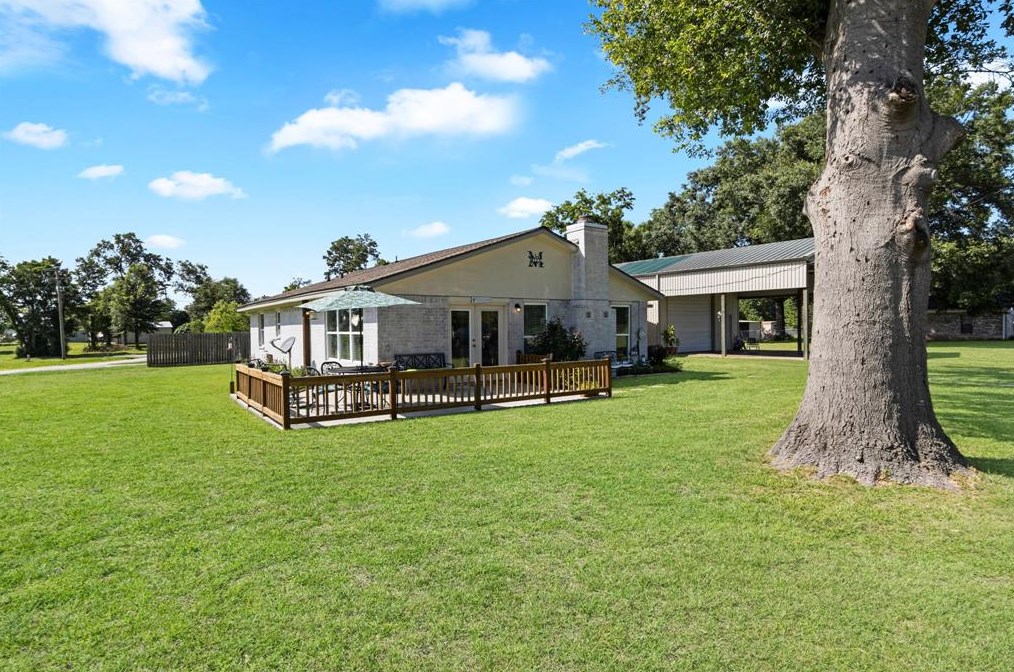 344 Braford, Onalaska, TX 77360-7585