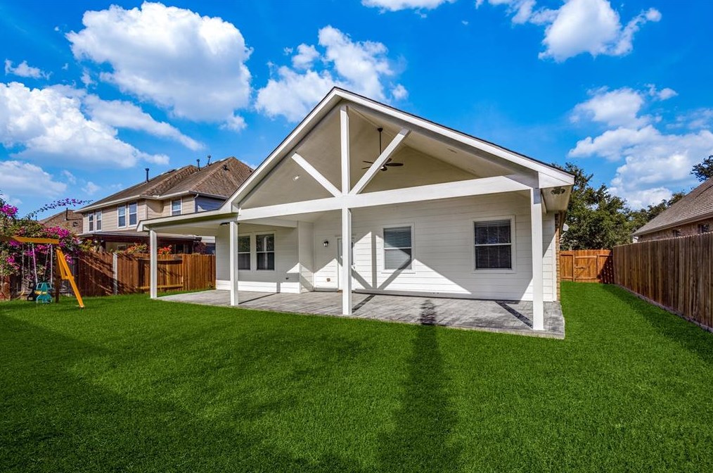 805 Walnut Pointe, League City, TX 77573-3380