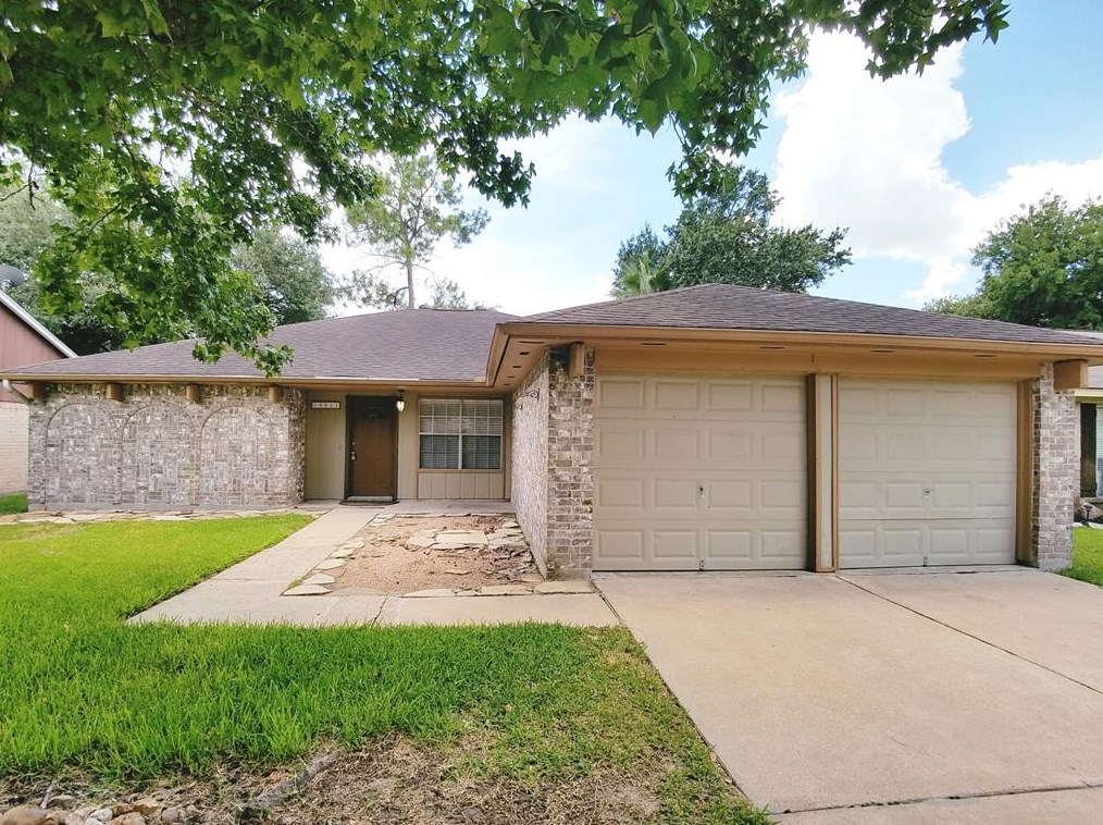 13511 Piney Oaks Dr, Houston, TX 77065