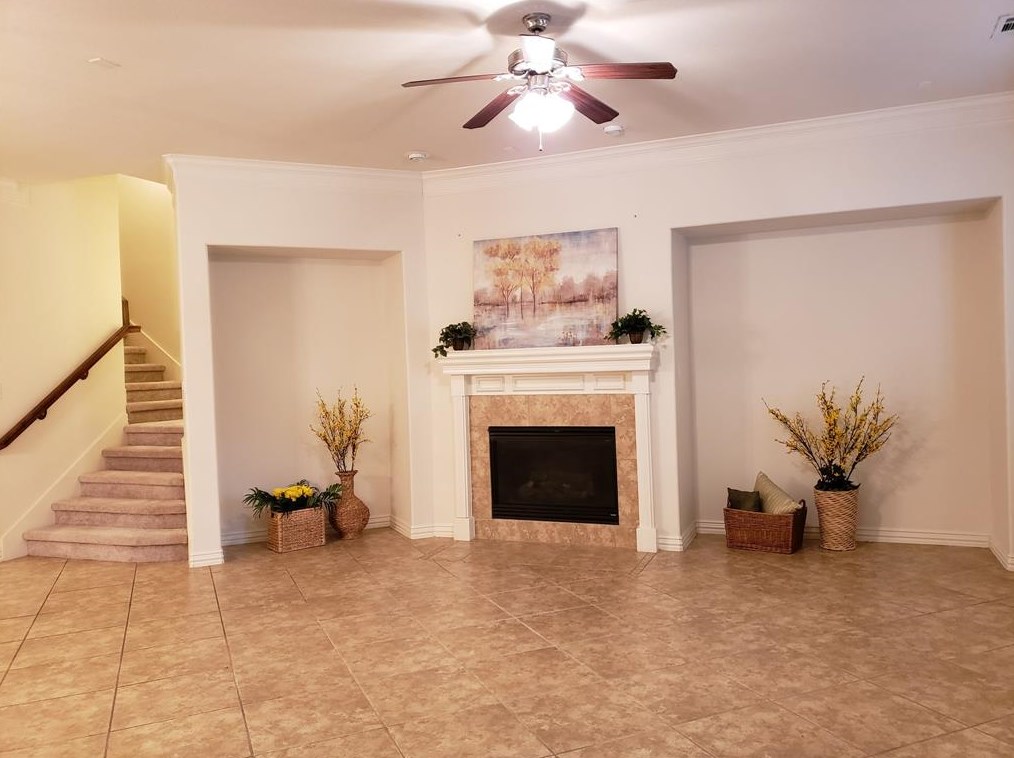 43 Ginger Jar St, Spring TX  77382-2806 exterior