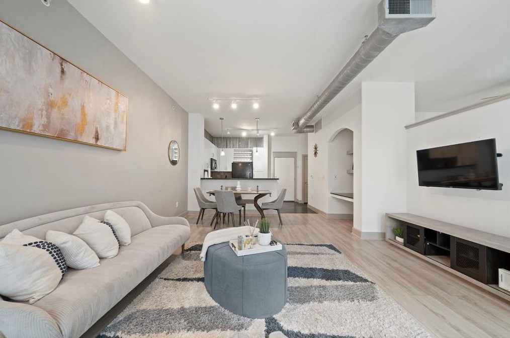 1901 Post Oak Blvd Apt 2504, Houston, TX 77056