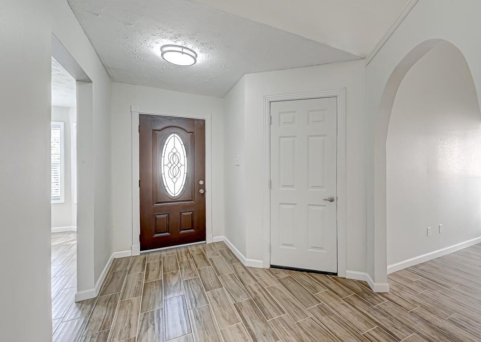 12822 Westpark Dr, Houston TX  77082-3950 exterior