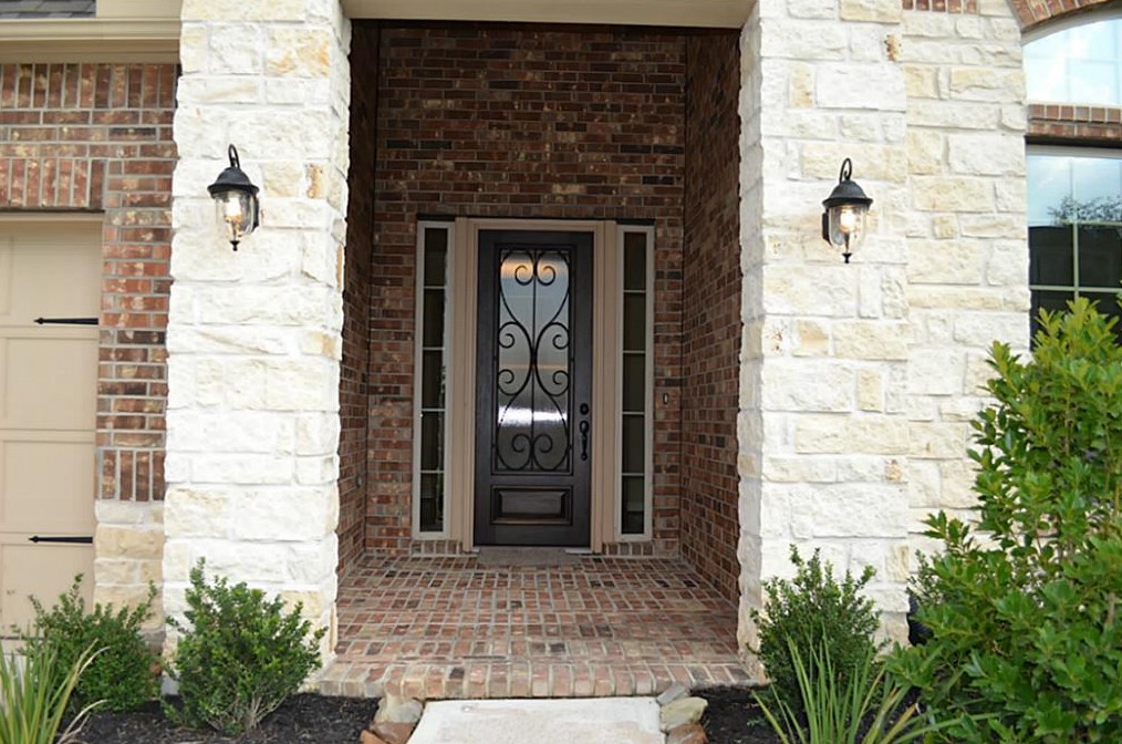 9923 Friesian Estates Dr, Spring TX  77379-1414 exterior