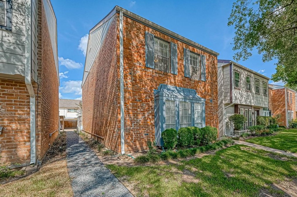 14179 Misty Meadow Ln, Houston, TX 77079