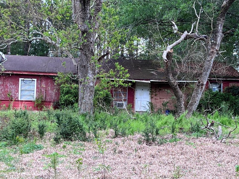 308 Jefferson St, Livingston, TX 77351-2522