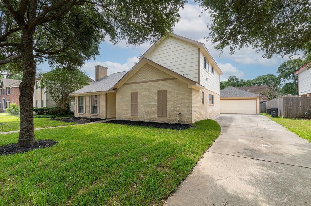 3611 El James Dr, Spring, TX 77388-5078