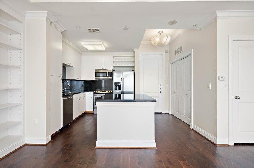 3505 Sage Rd #1808, Houston, TX 77056