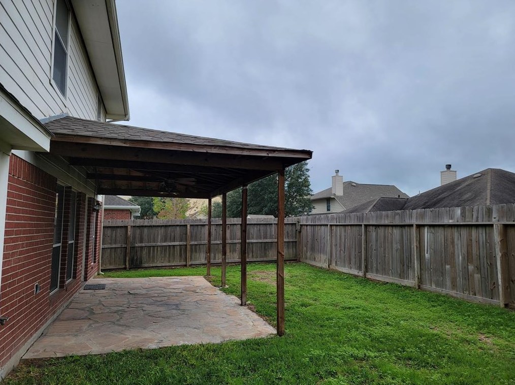 19111 Hayden Wood Dr, Tomball, TX 77375