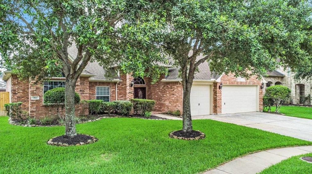 3511 Boxwood Gate Trl, Pearland, TX 77581-2663