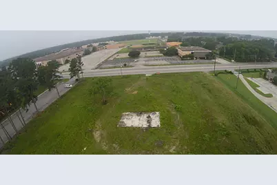 16614 Ella Boulevard, Houston, TX 77090 - Photo 4