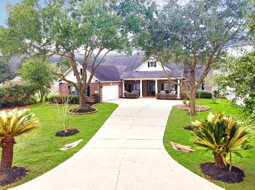 33334 Winsford St, Fulshear TX 77441-4040 exterior