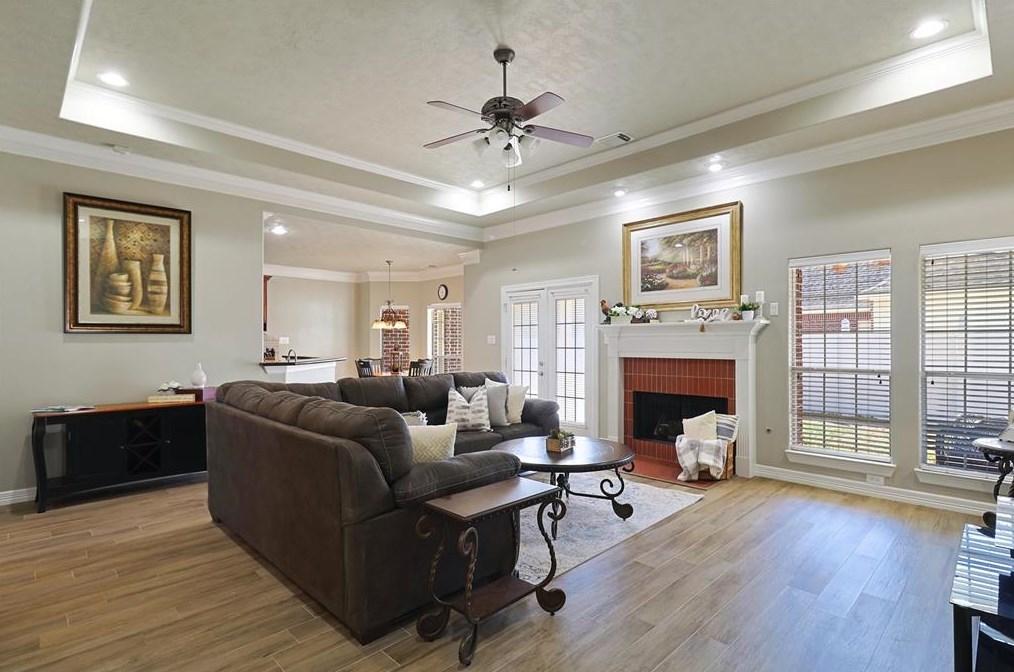 33334 Winsford St, Fulshear TX 77441-4040 exterior