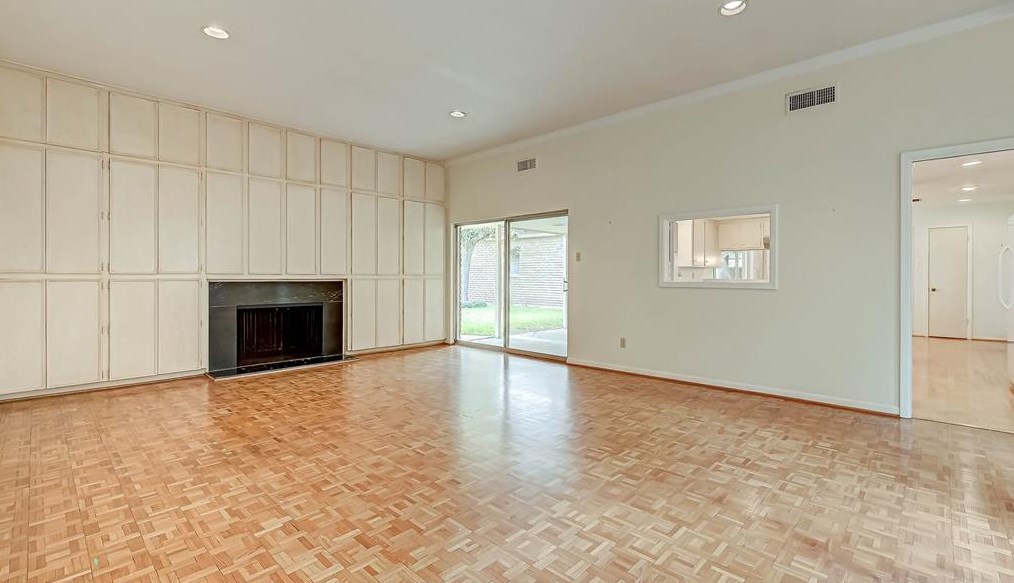 5626 Jackwood, Houston TX  77074-7738 exterior