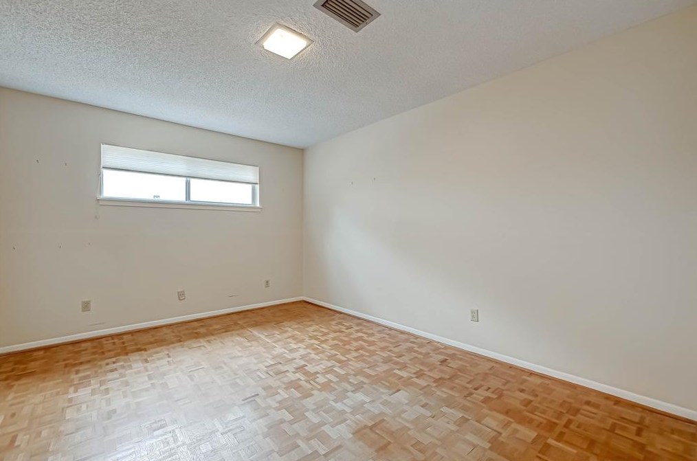 5626 Jackwood, Houston TX  77074-7738 exterior