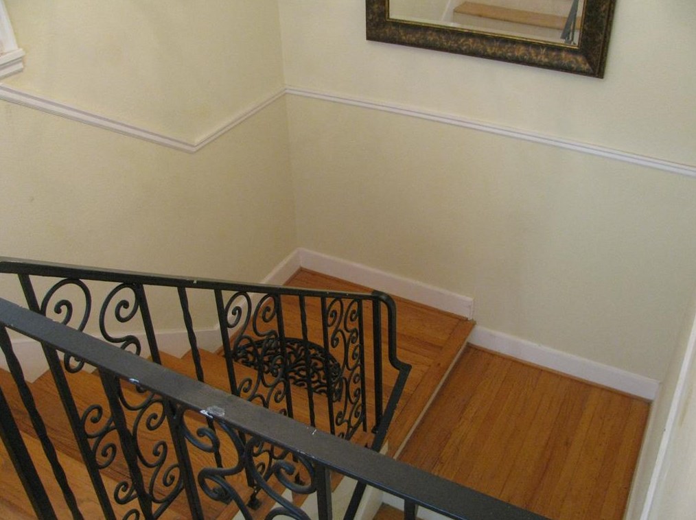 1750 Wroxton Ct, Houston TX  77005-1789 exterior