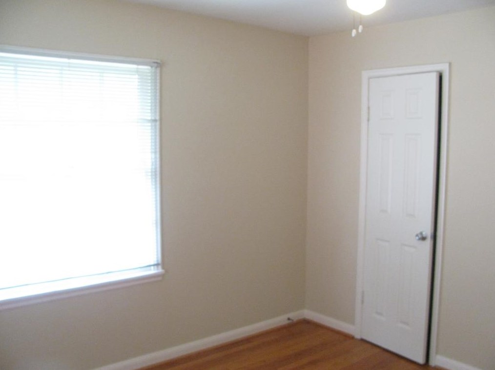 1750 Wroxton Ct, Houston TX  77005-1717 exterior