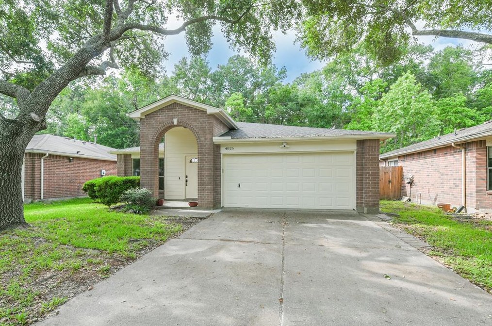 4826 Gypsy Forest Dr, Humble, TX 77346-2463