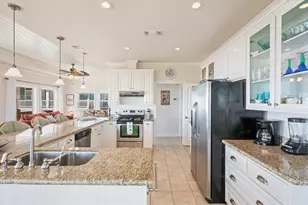 929 Bahama Dr, Crystal Beach, TX 77650 - Photo 16