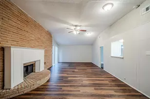 7226 Gore Dr, Houston, TX 77016 - Photo 2