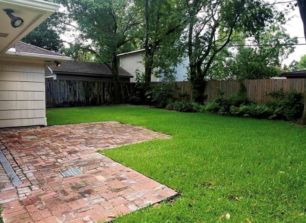 3919 Main St, Houston TX  77035-6542 exterior