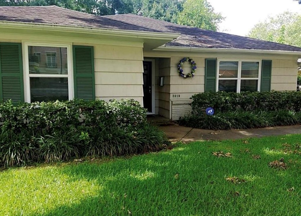 3919 Main St, Houston TX  77035-6542 exterior