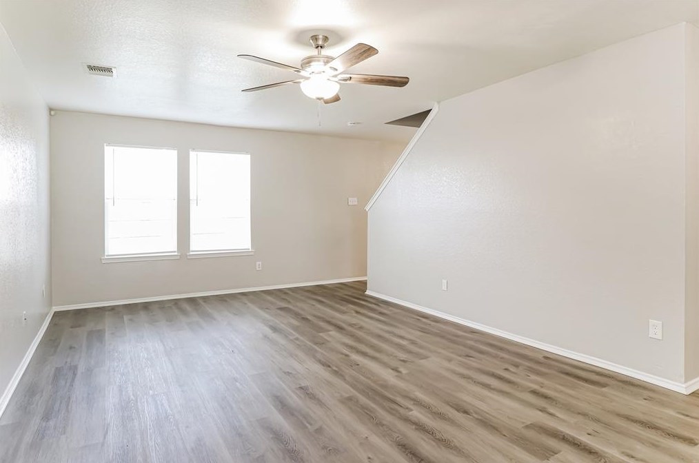 5002 Roth Forest Ln, Spring TX  77389-4186 exterior