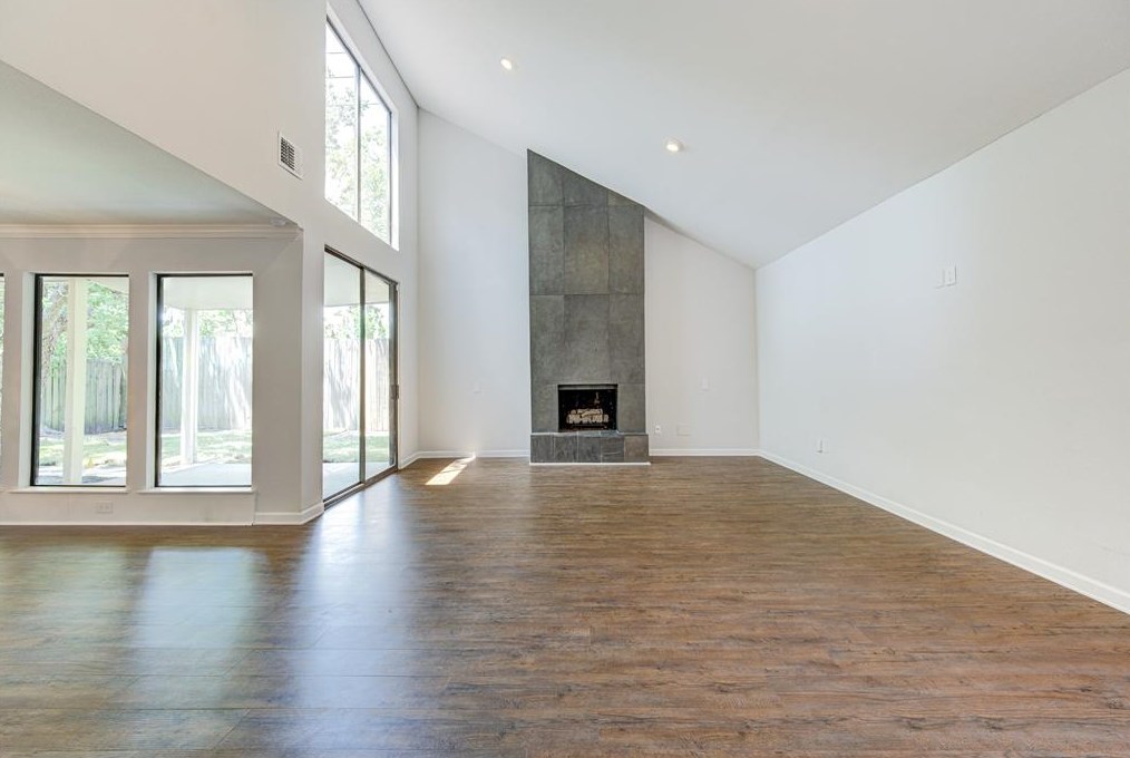 2902 Ashford Trail Dr, Houston, TX 77082-2127