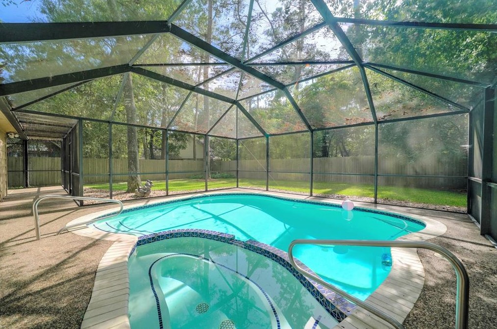 58 Eagle Ct, Spring TX  77380-3926 exterior