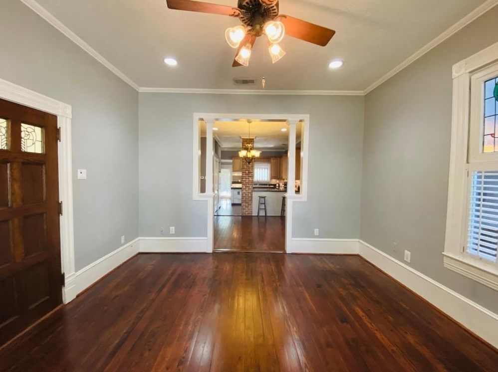 332 27th St, Houston TX  77008-2009 exterior