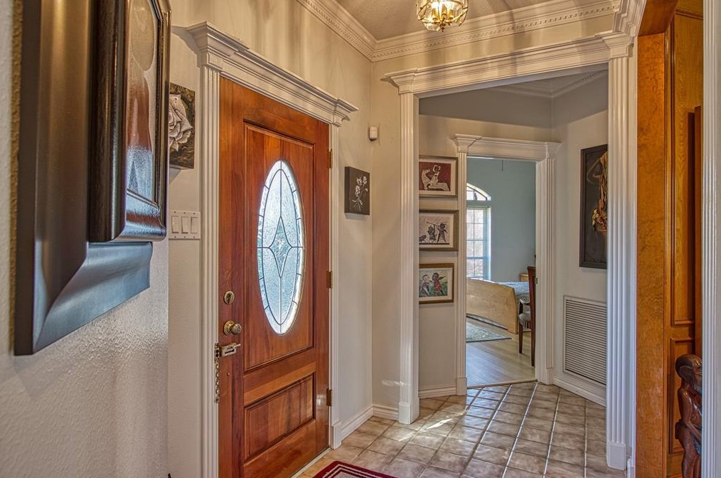 17502 Sandy Clf Dr, Houston TX  77090-2061 exterior