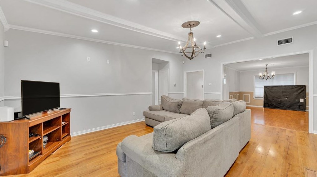 435 Castlebar Ct, Houston TX  77015-3051 exterior