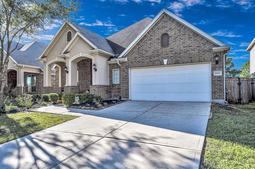 26511 Longleaf Valley Dr, Katy, TX 77494