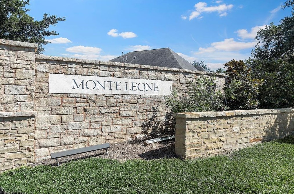 23622 Certosa Dr, Richmond TX 77406-5411 exterior