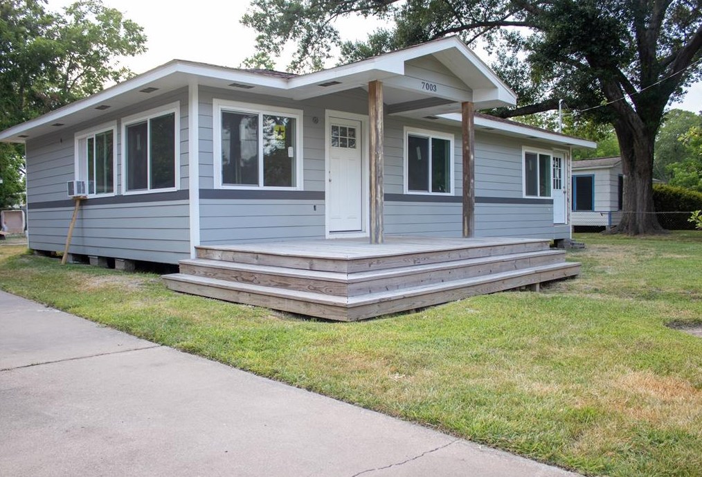 7003 Hoffman St #b, Houston, TX 77028