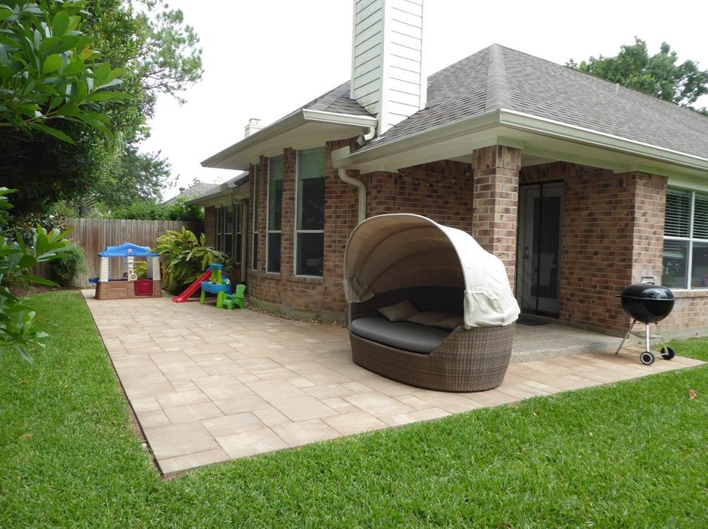 1103 Parkhaven Ln, Houston, TX 77077