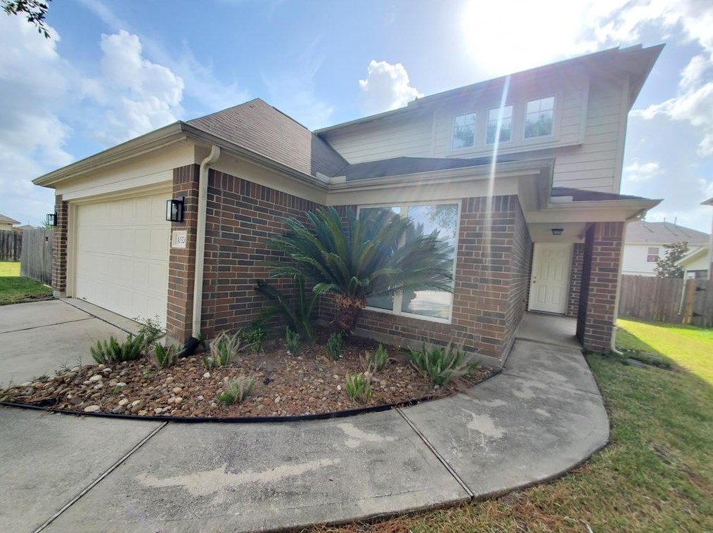 10326 Moonset Ln, Houston, TX 77016