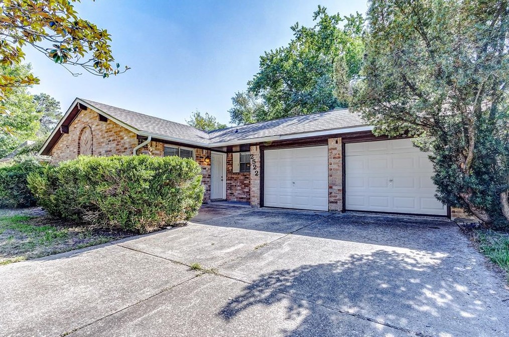 2522 Meandering Trl, Humble, TX 77339