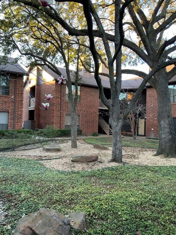 3100 Walnut Bend Ln Apt 111, Houston, TX 77042