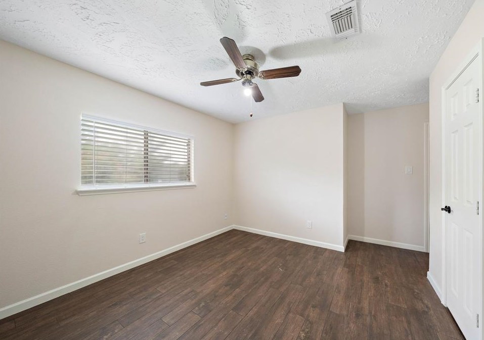 19519 Spanish Needle Dr, Houston TX  77084-4306 exterior