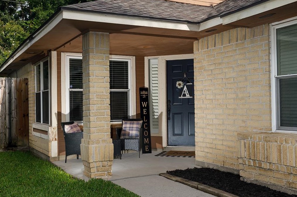 21519 Nottinghill Dr, Spring, TX 77388-3390