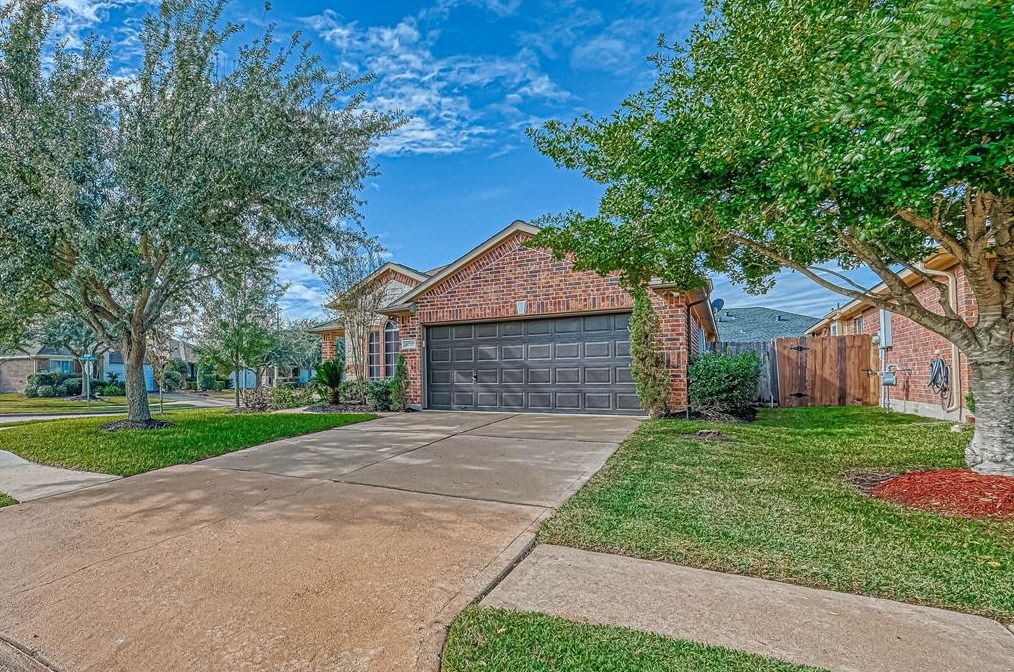 4727 Wind Trace Dr, Katy, TX 77449