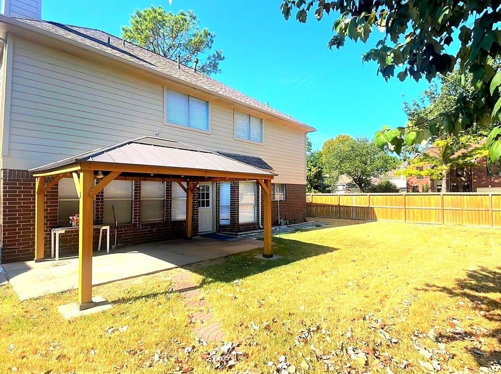 13418 Lynnville Dr, Houston, TX 77065